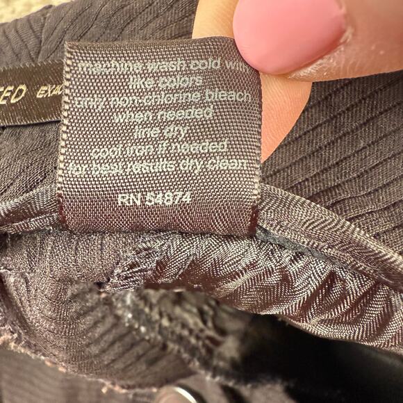 The Limited Womens Shorts Sz 2 Brown Ribbed Y2K Spring Summer Earthcore Neutral - Picture 6 of 6